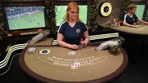 Antarmuka pusat bantuan biowin 69 yang menampilkan opsi kontak dukungan dan panduan FAQ untuk permainan Ikan Jackpot